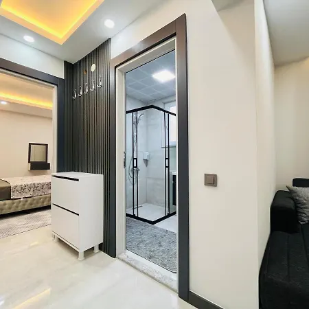 6 Centrally Located Spacious And Air Conditioned 1 1 Apartmán Antalya