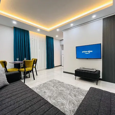 6 Centrally Located Spacious And Air Conditioned 1 1 Apartment Antalya