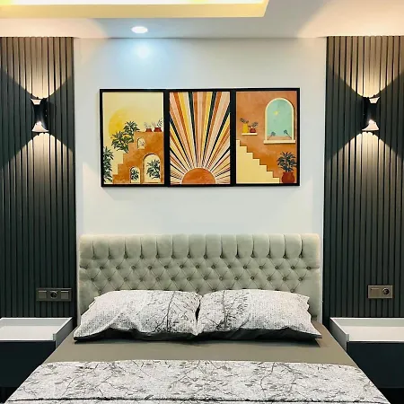 6 Centrally Located Spacious And Air Conditioned 1 1 Apartment *