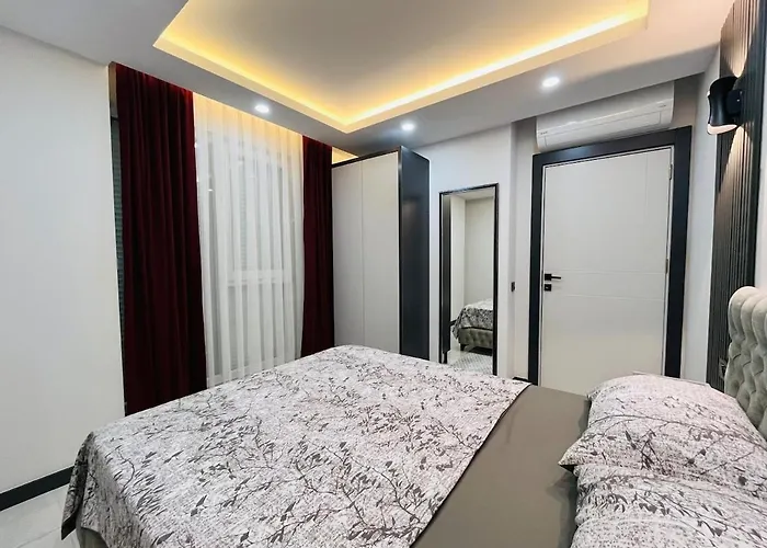 Апартаменты 6 Centrally Located Spacious And Air Conditioned 1 1