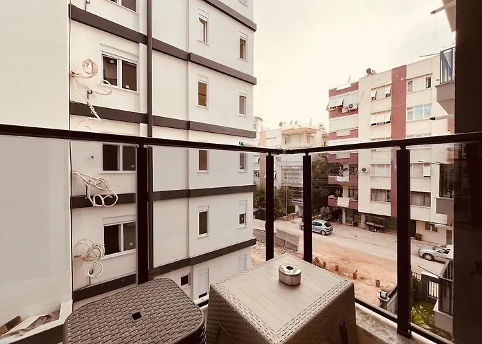 6 Centrally Located Spacious And Air Conditioned 1 1 Apartment